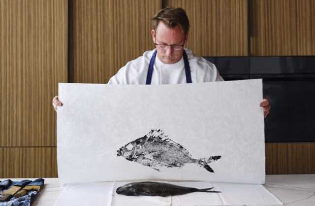 gyotaku fish printing art class for corporate groups