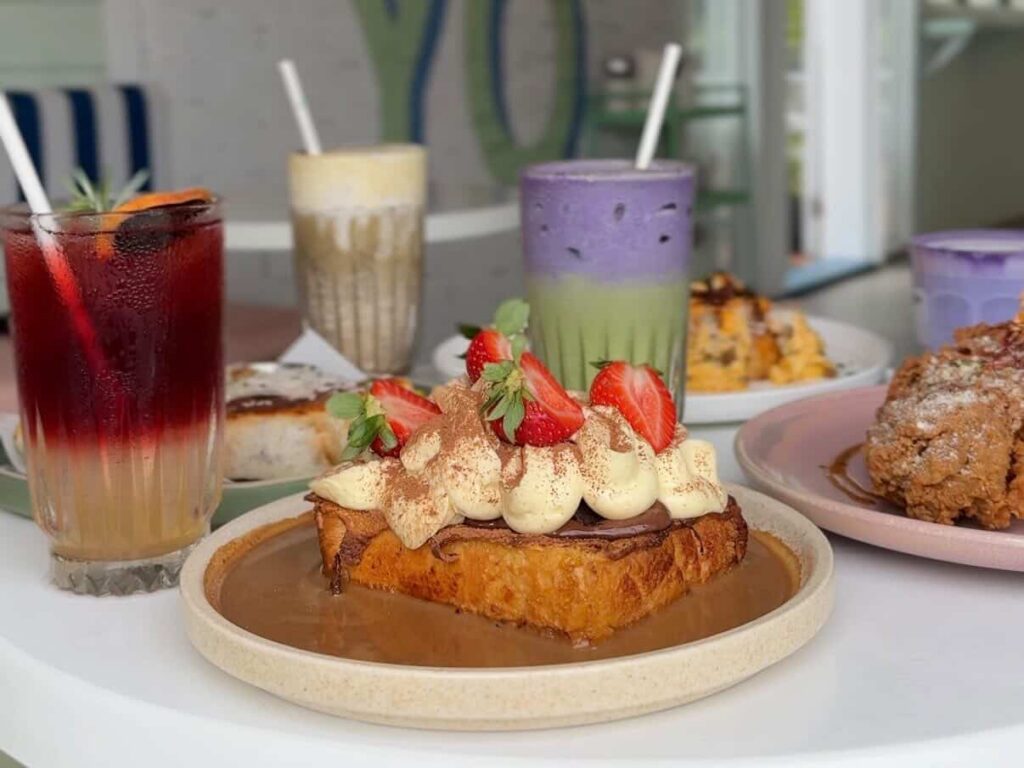 tiramisu french toast at dayo cafe in tweed heads