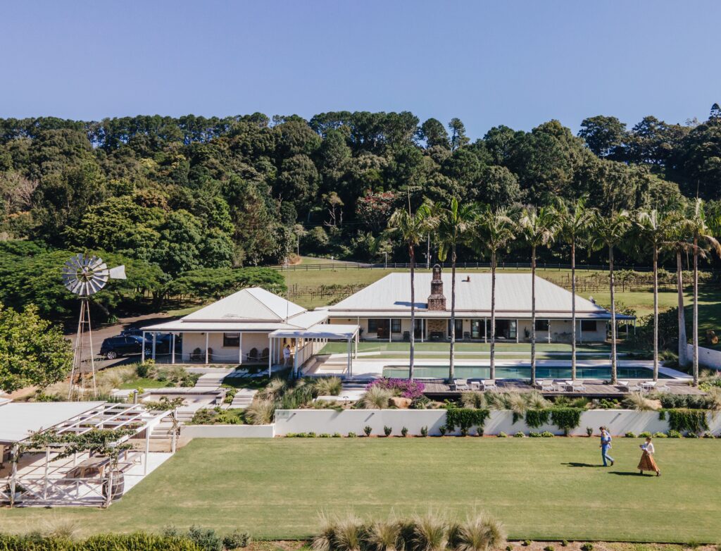 large group accommodation in northern NSW near Brisbane