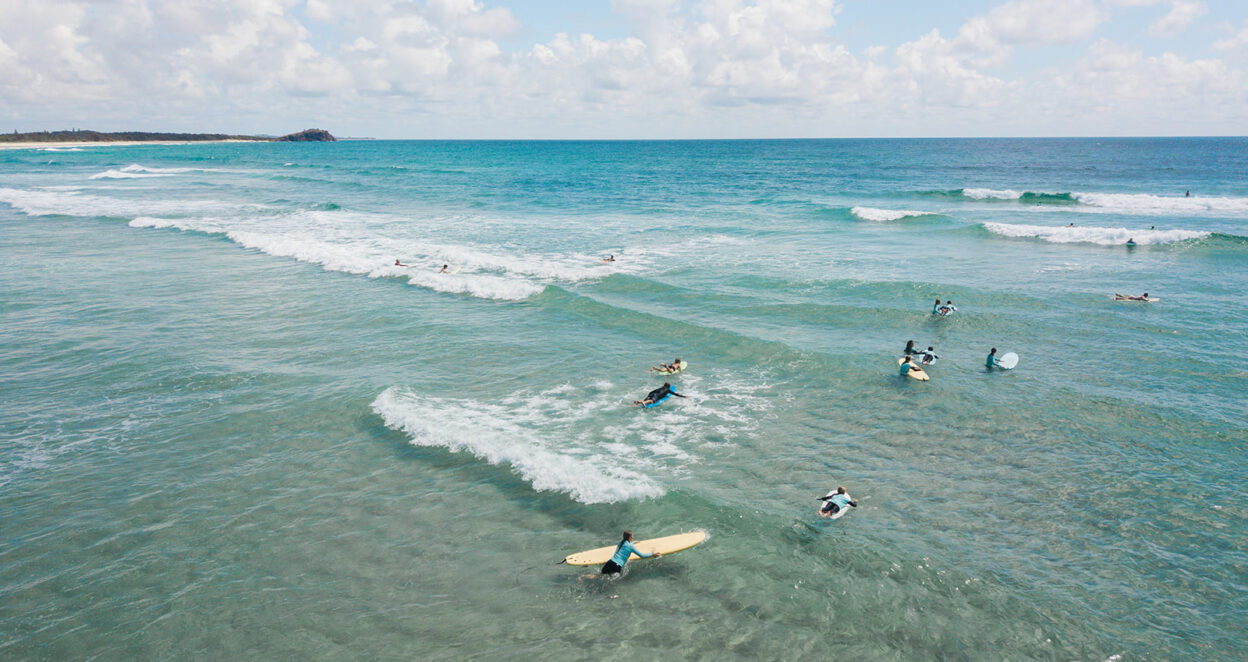 surfing shared experience for girls groups
